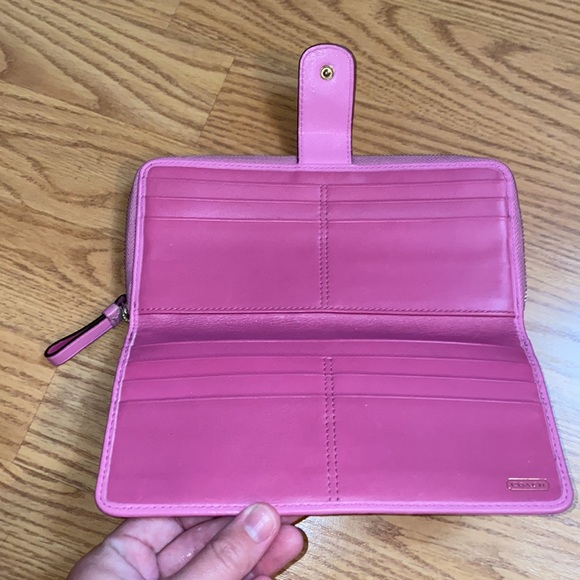 Vintage Y2K Pink Coach Purse and Matching Wallet - Picture 13 of 16